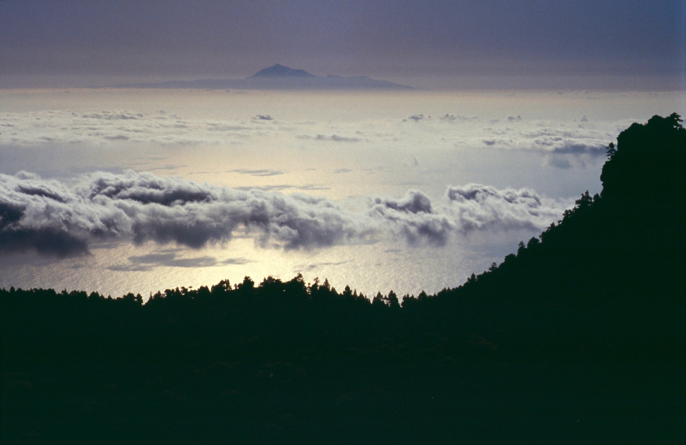 Pico del Tejde seen from Cumbre Vieja on La Palma