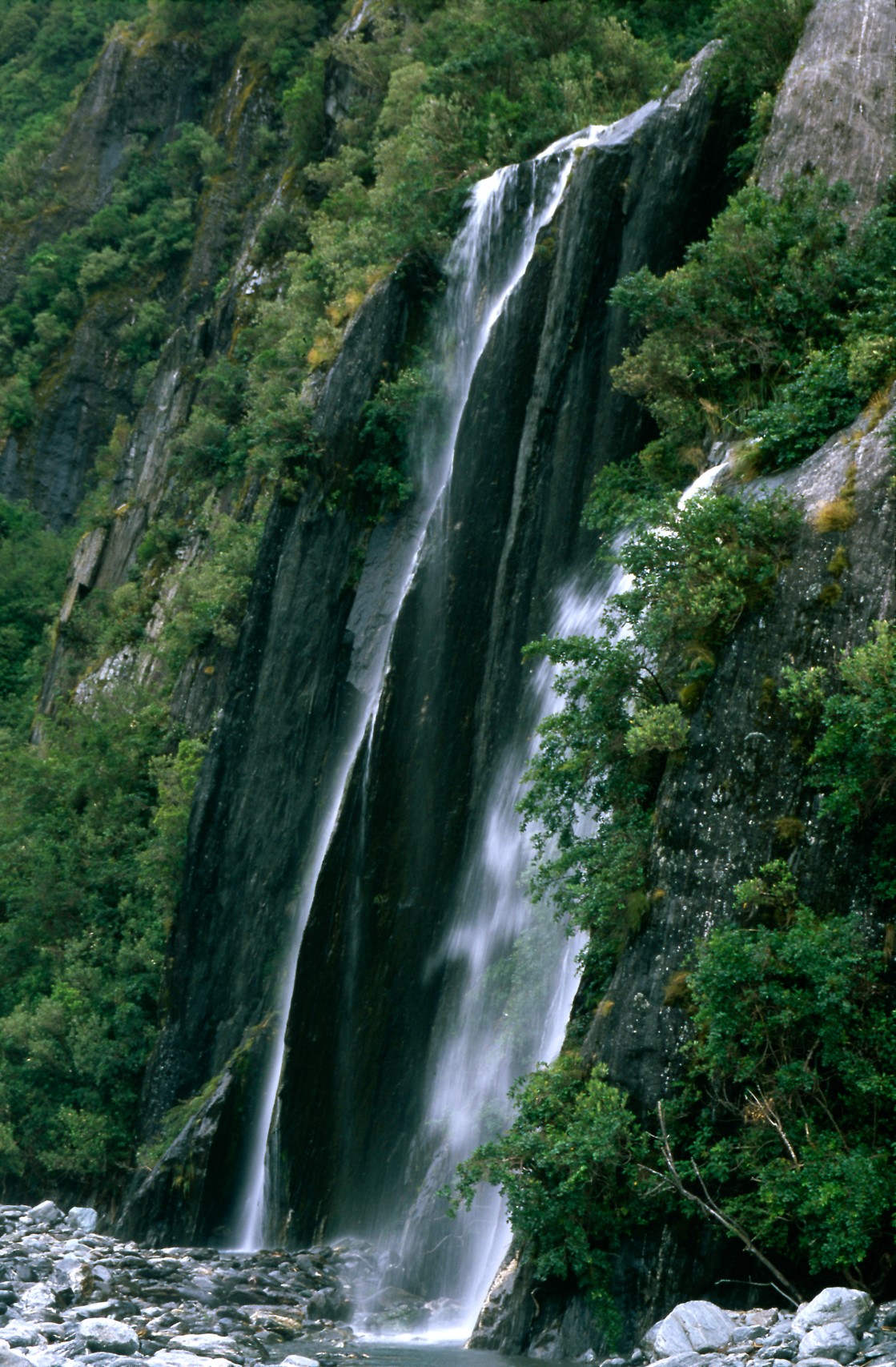 Waterfall in New Zealand on the way to Fox Glacier