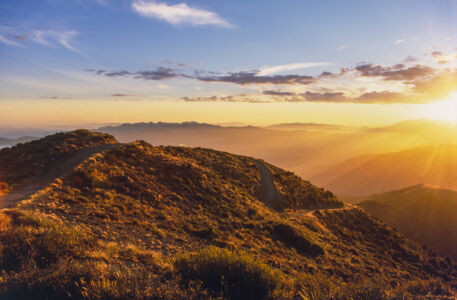 Gipfel der Kaikoura-Range in Neuseeland bei Sonnenuntergang